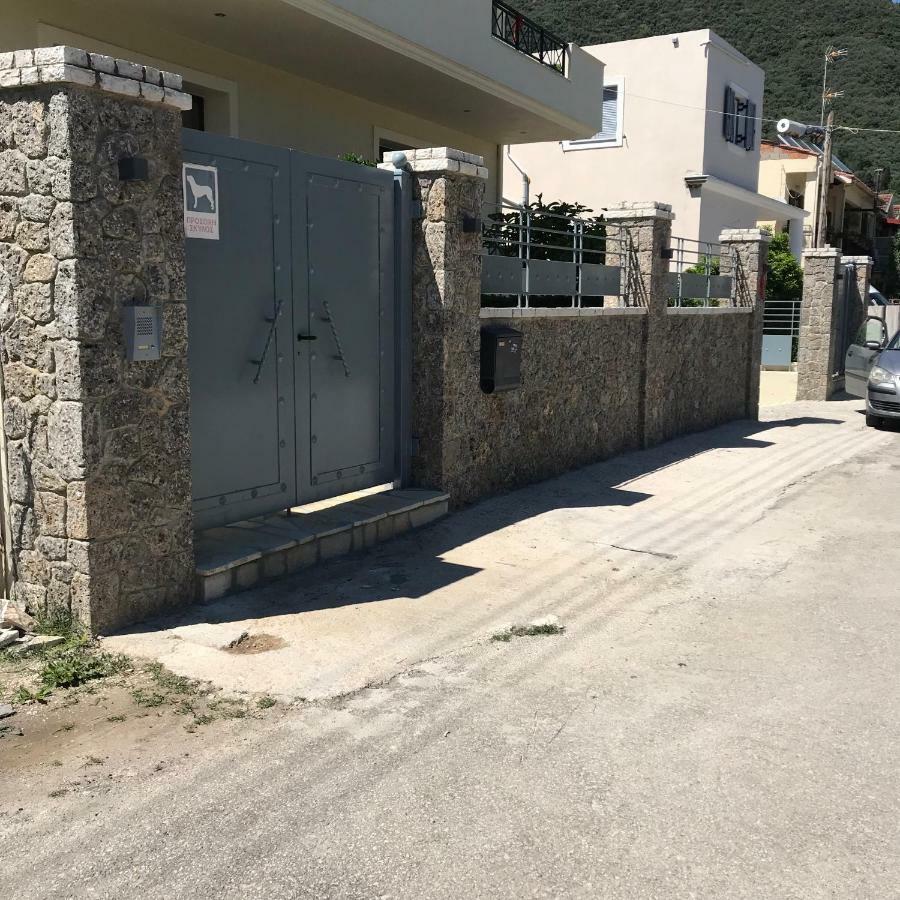 The Little Luxury Apartment Ypsos